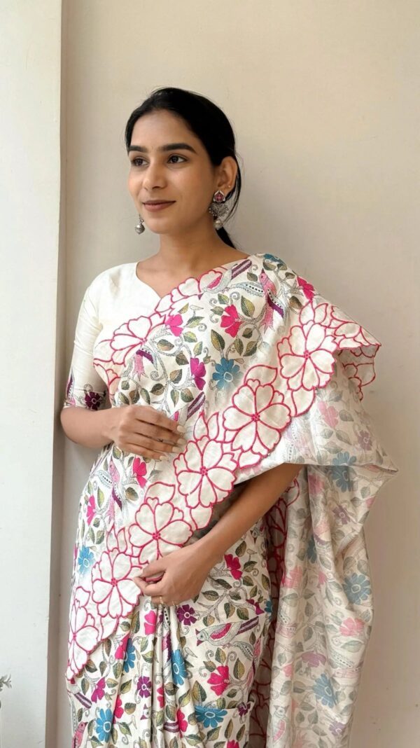 Floral Embroidered Cotton Handloom Saree - Image 2