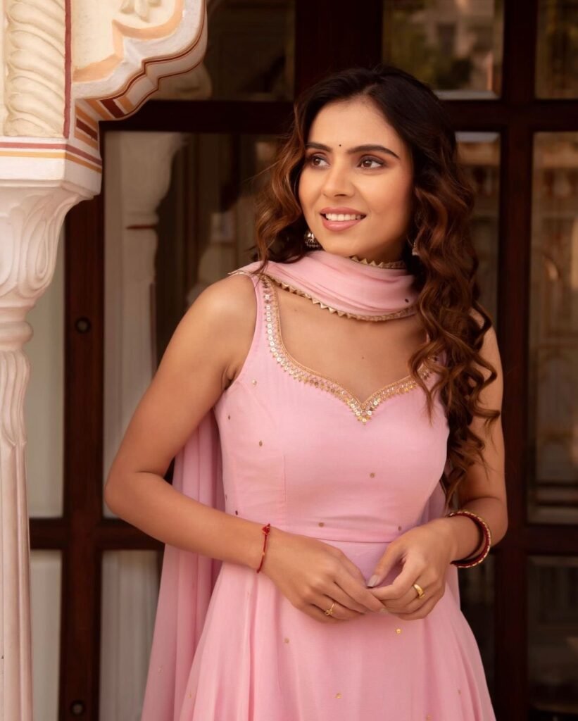 Peach Color Fox Georgette Beautiful Gown - Photo 1