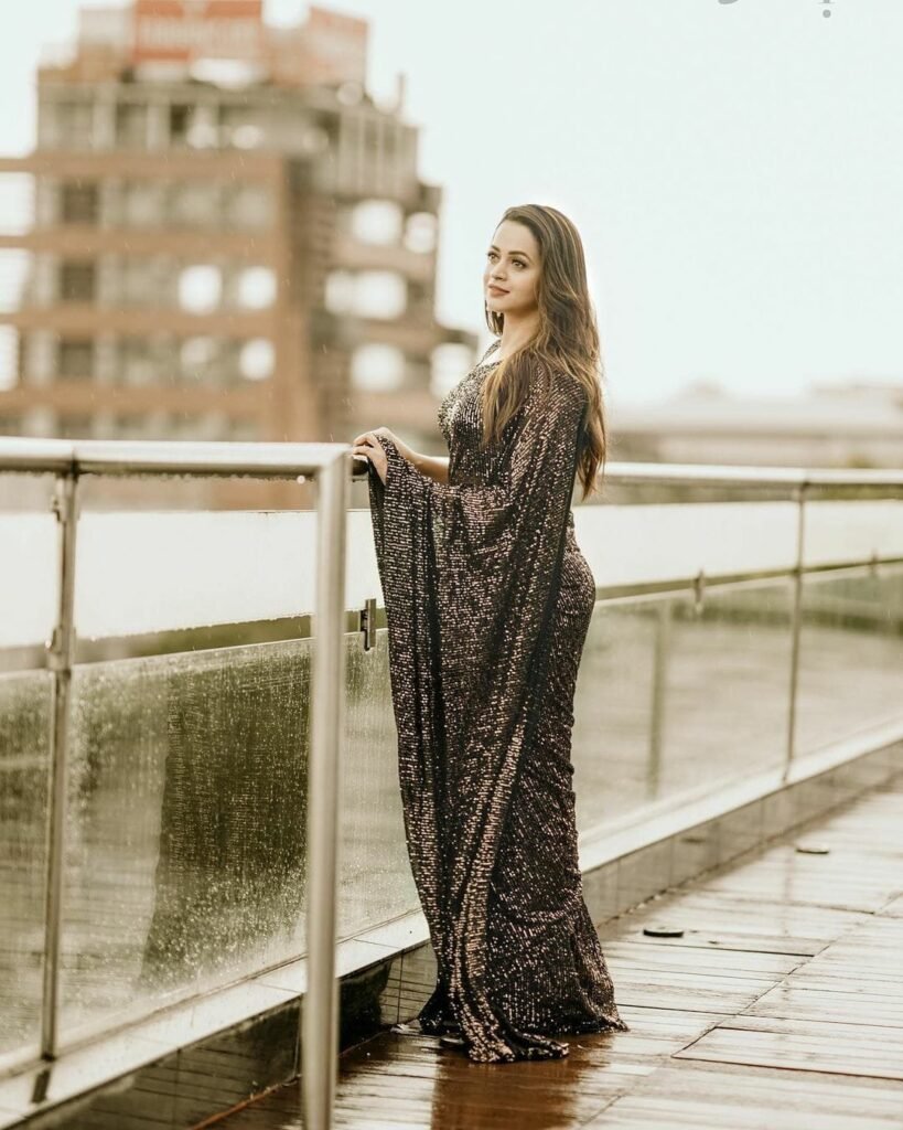 Black Color Sequence Embroidery Work Beautiful Georgette Saree - Photo 5
