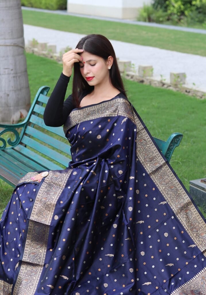 Navy Blue Color Elegant Silk Saree - Photo 1