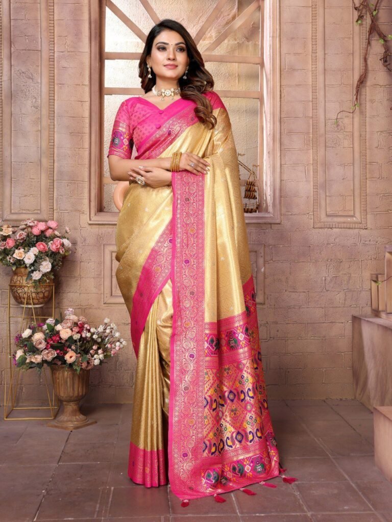 Captivating Gold Color Classic Pallu Silk Saree - Photo 3