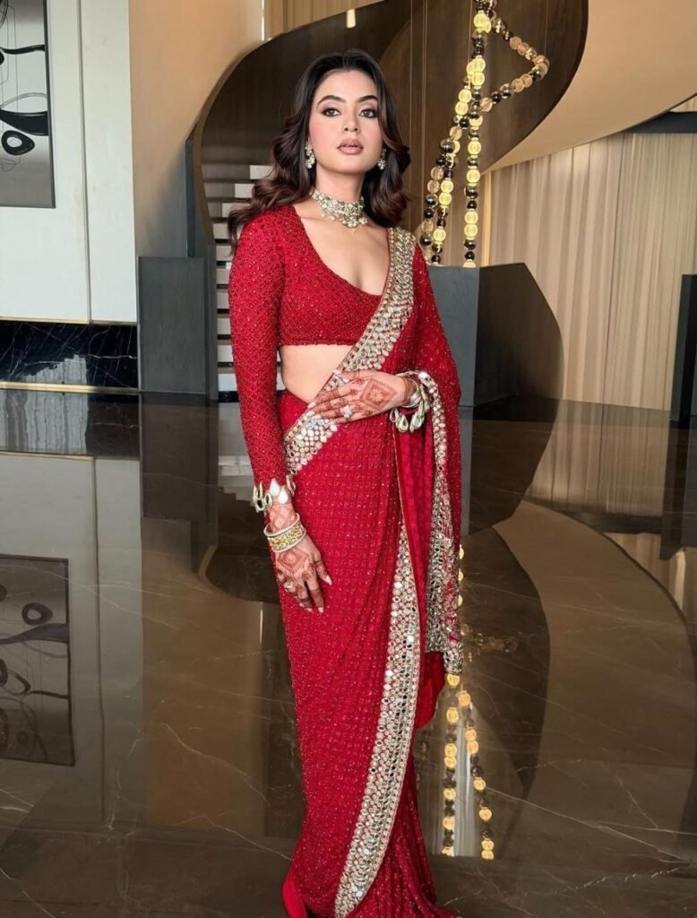 Red Georgette Mirror and Sequence Embroidery Saree - Photo 2