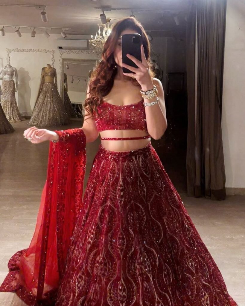 Red Color Thread Embroidery Work Lehenga Choli - Photo 4