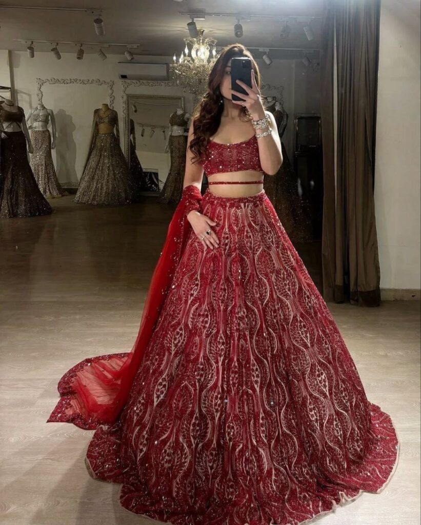 Red Color Thread Embroidery Work Lehenga Choli - Photo 2