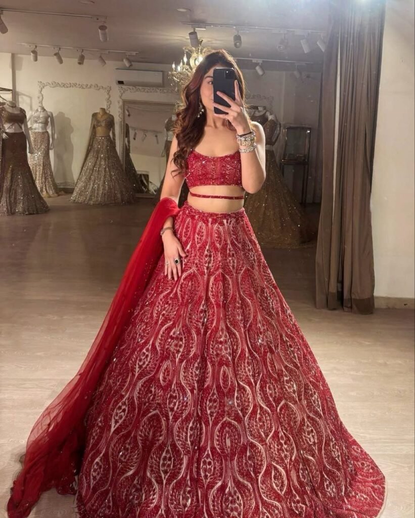 Red Color Thread Embroidery Work Lehenga Choli - Photo 3