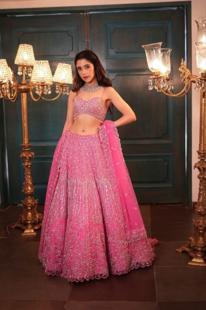 Pink Color Embroidered Net Lehenga Choli - Photo 3