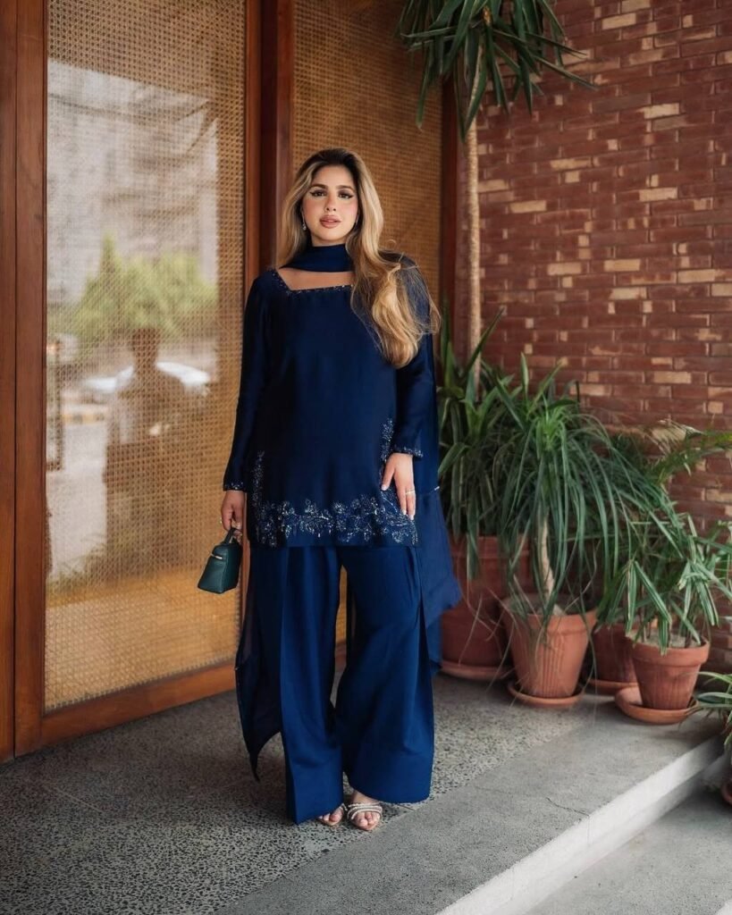 Navy Blue Embroidered Kurta Palazzo Set with Dupatta - Photo 2
