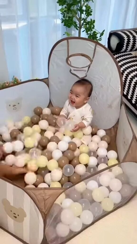 Baby Ball Pit Playpen with Basketball Hoop - Photo 1