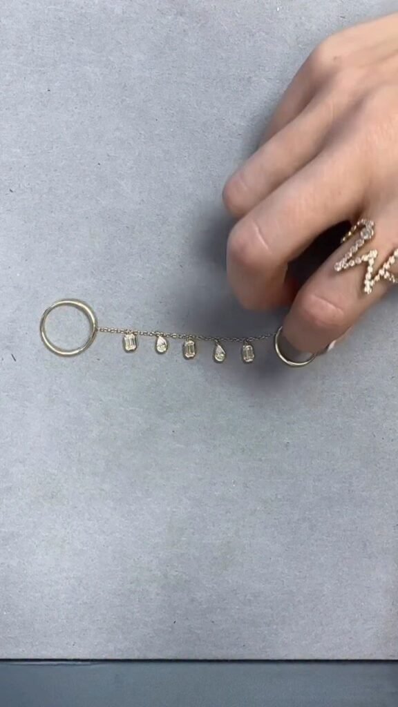 Delicate Dual-Ring Chain Hand Harness with Stone Drops - Photo 2