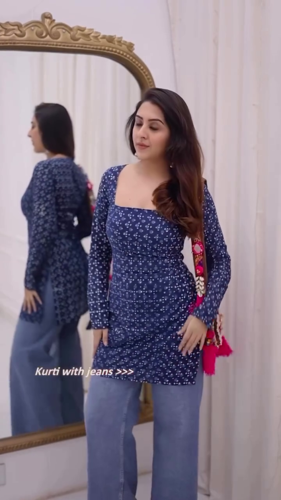 Blue Square Neck Printed Kurti with Full Sleeves - Photo 3