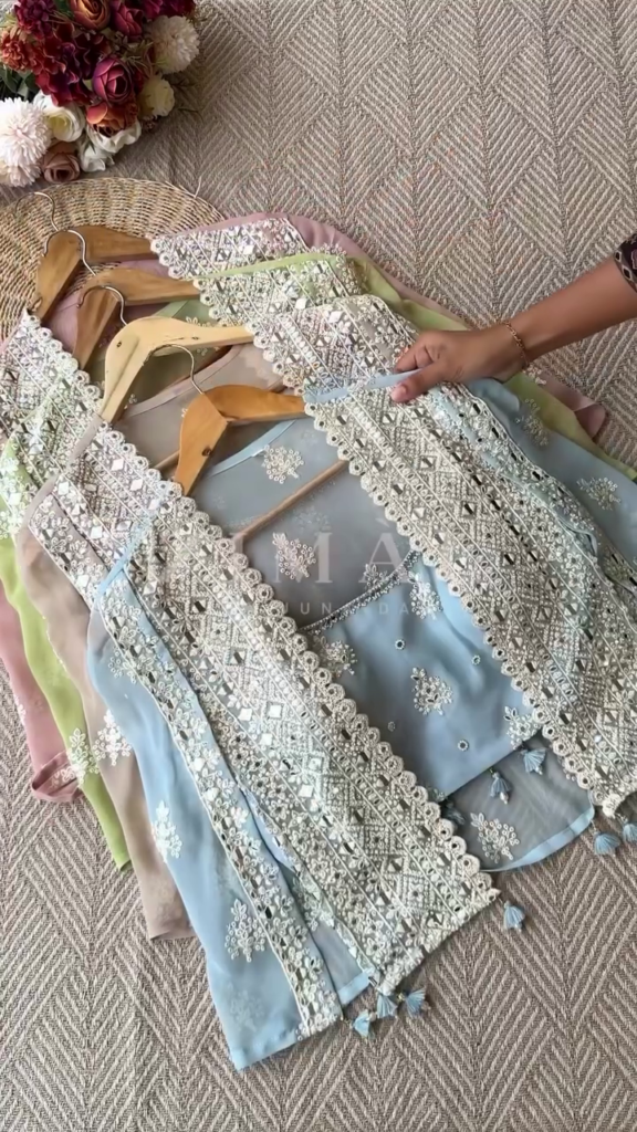 Mirror Embroidered Ethnic Co-Ord Set with Cape Jacket - Photo 3