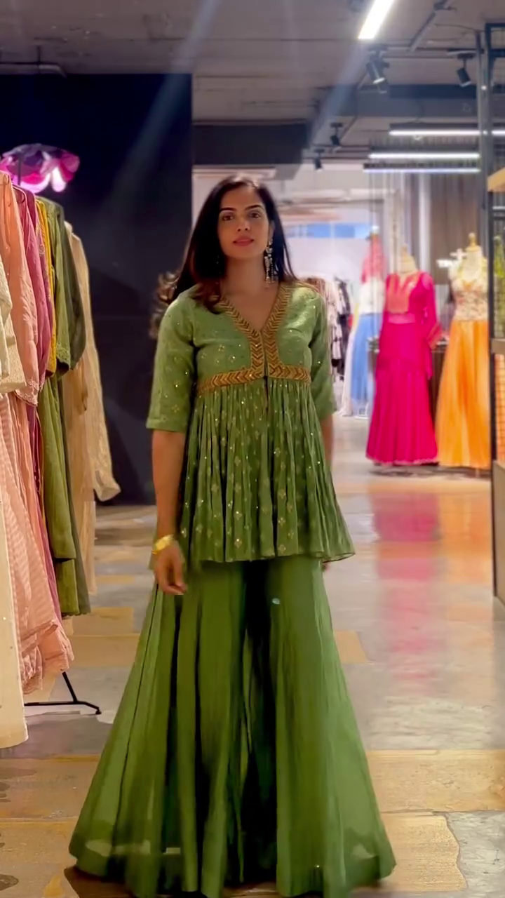 Cream & Pink Festive Sharara Set - Image 3